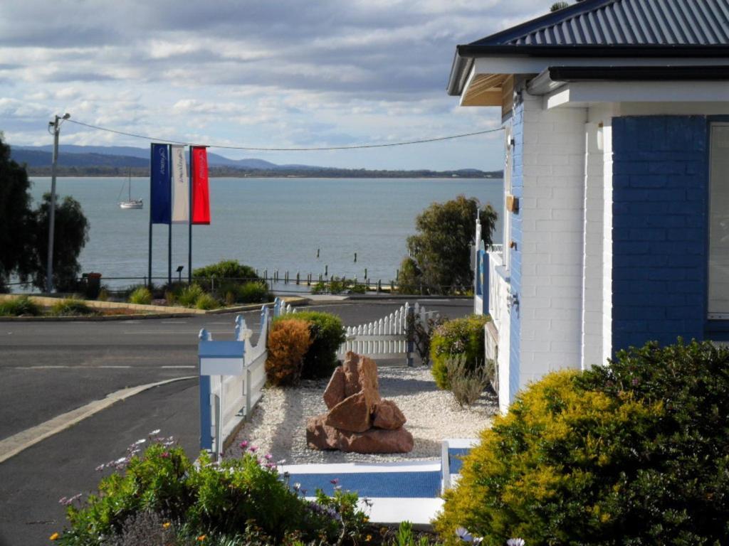 เฟรย์ซิเน็ท วอเตอร์ Bed & Breakfast สวอนซี ภายนอก รูปภาพ