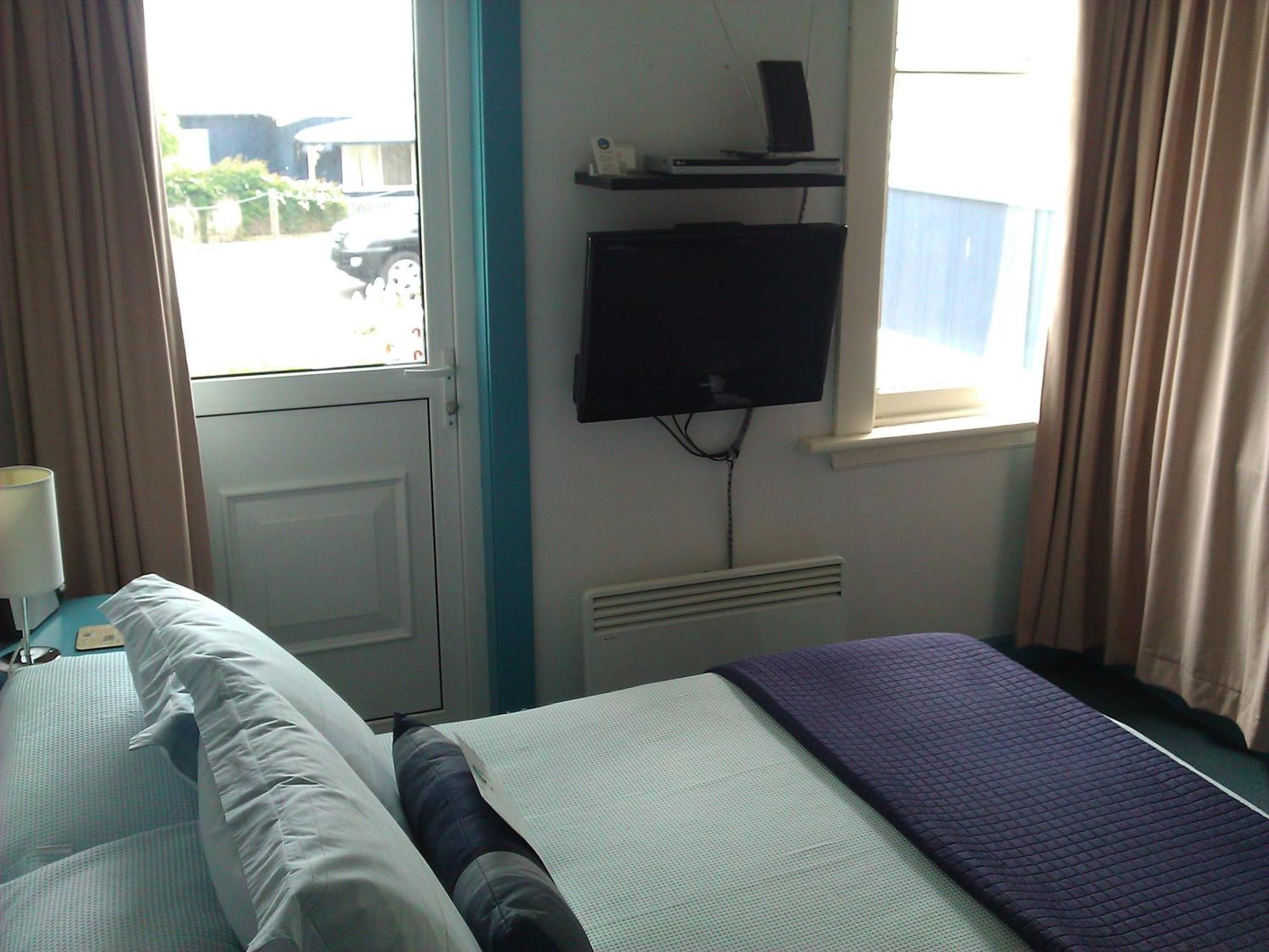เฟรย์ซิเน็ท วอเตอร์ Bed & Breakfast สวอนซี ภายนอก รูปภาพ