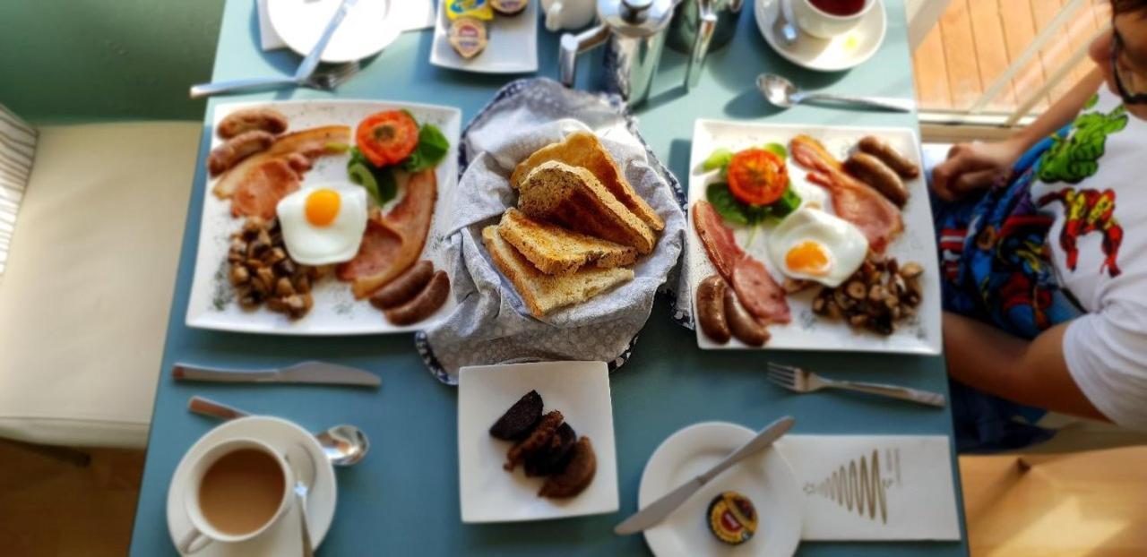 เฟรย์ซิเน็ท วอเตอร์ Bed & Breakfast สวอนซี ภายนอก รูปภาพ
